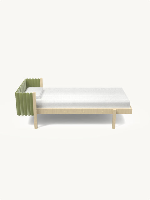 Bruco - Petal Junior Bed